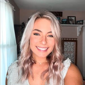 Meet your Posher, Maggie